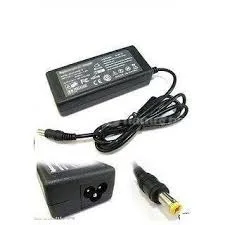 HP SMALL PIN CHARGER