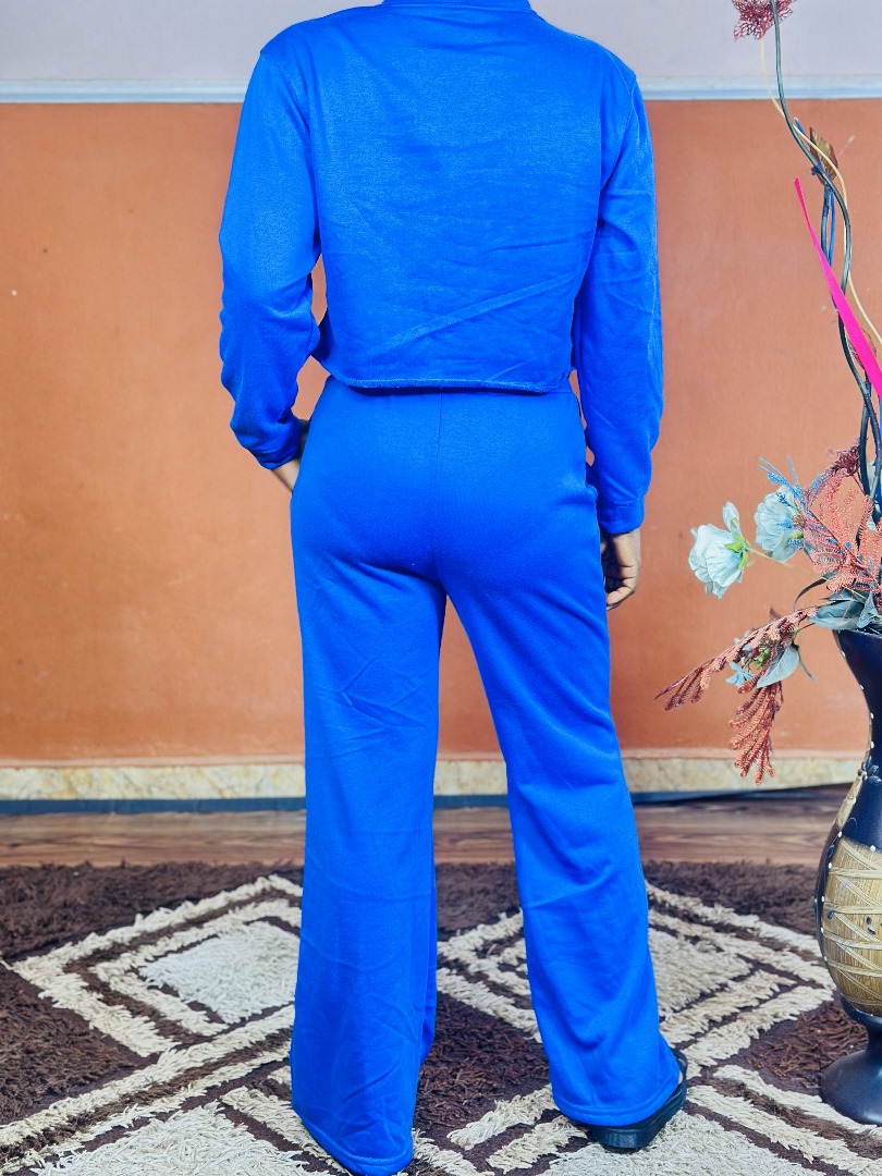 Long Sleeve Crop Top & Straight Leg Pants Sweatsuit