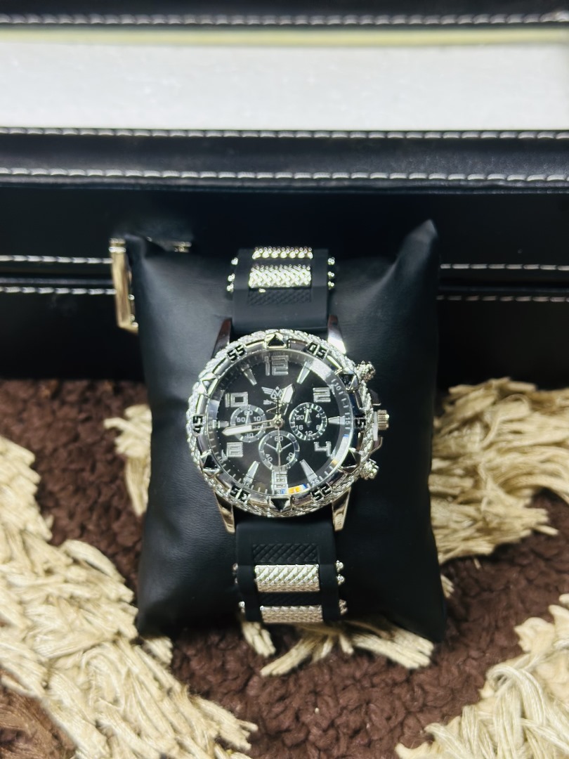 Luxury Silver black zhowe Men Quartz wristwatch