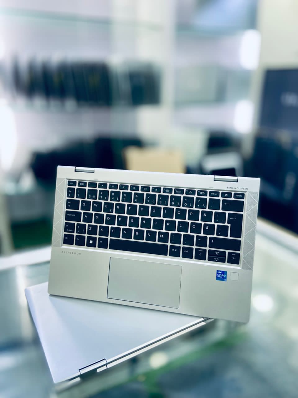 HP EliteBook 1030 G2 -G7 - Image 5