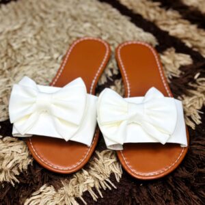 Women White Open Toe Flat Slide Sandals With a Bow Accent