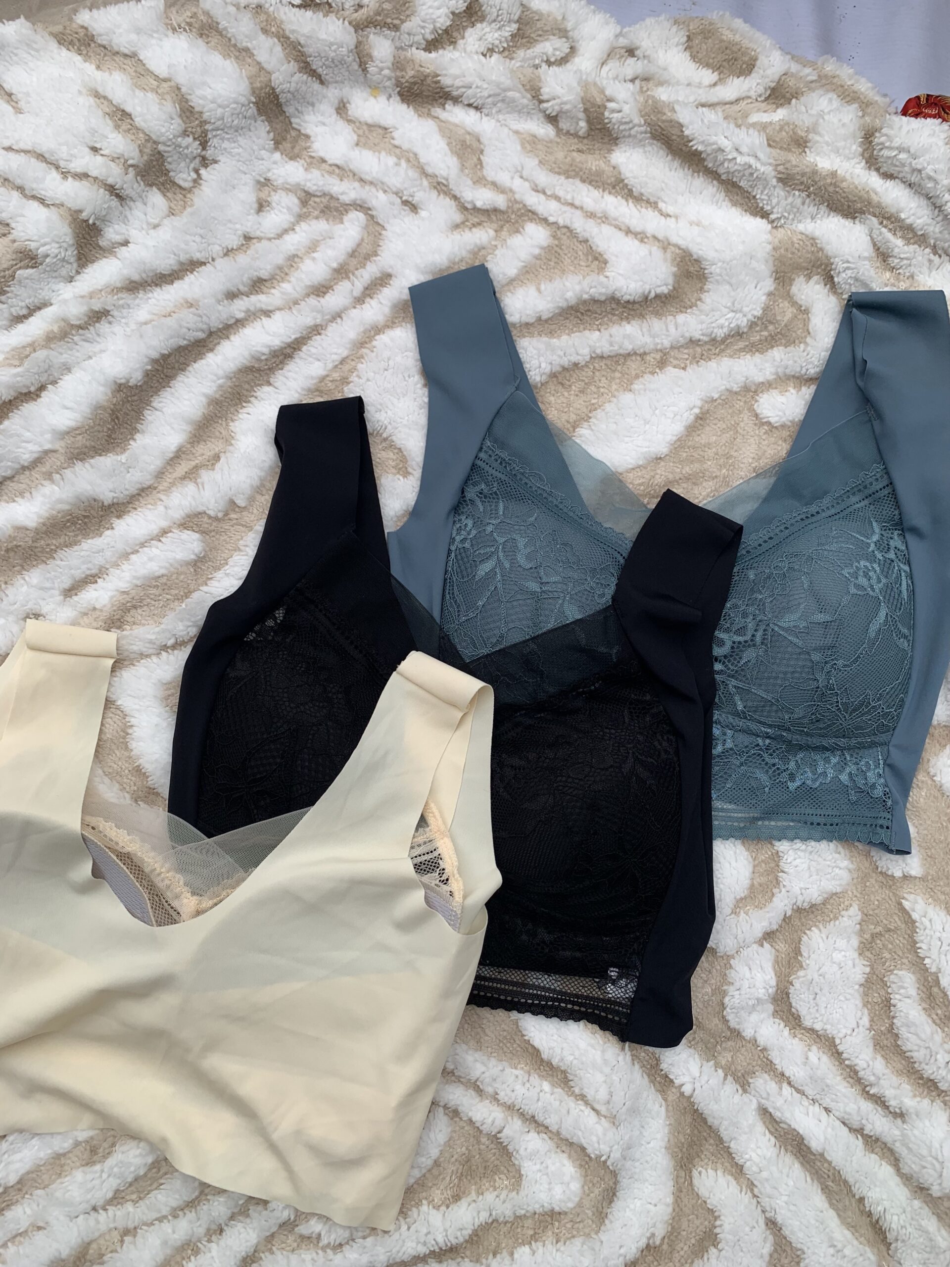 Stylish Women’s Seamless Bra Set Comfortable Wireless Everyday Bras 4 Stylish Women’s Seamless Bra Set Comfortable Wireless Everyday Bras - Image 4