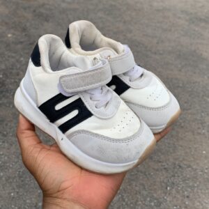 image picker 274BE167 83AD 49C1 B7A1 33B91BC06DC5 97677 000008ADF1050166 UkaMart