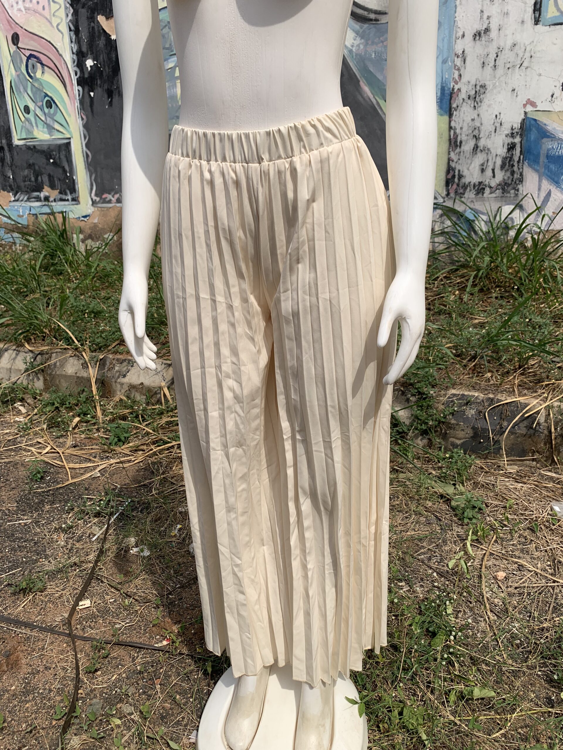 Stylish Pleated Pallazoa 3 Stylish Pleated Pallazoa - Image 3