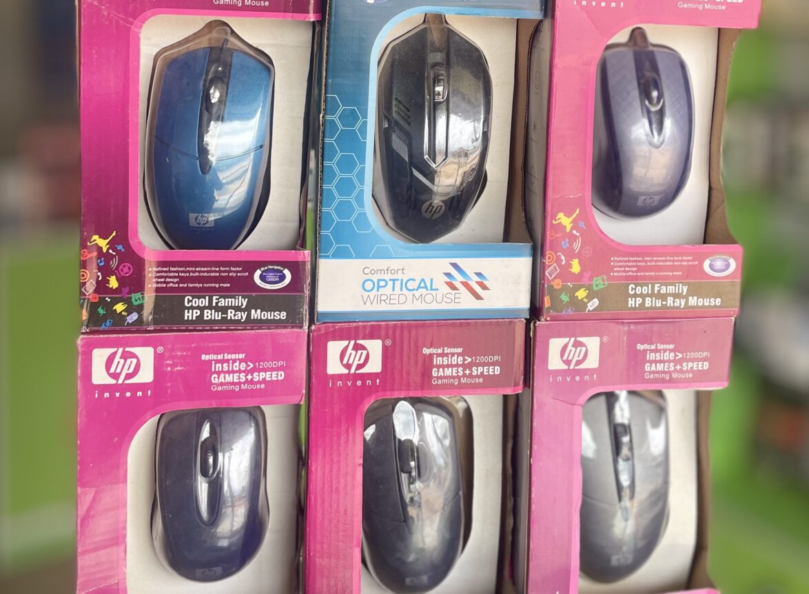 image picker C7483418 29A0 486E B3C2 AB529E25AF6E 12694 0000024F490B18CE UkaMart