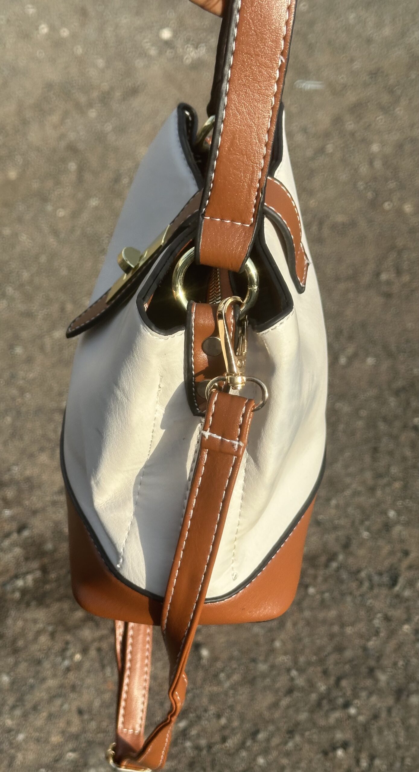 Stylish Women’s Brown and Cream Handbag Elegant Leather Shoulder Bag 4 Stylish Women’s Brown and Cream Handbag Elegant Leather Shoulder Bag - Image 4