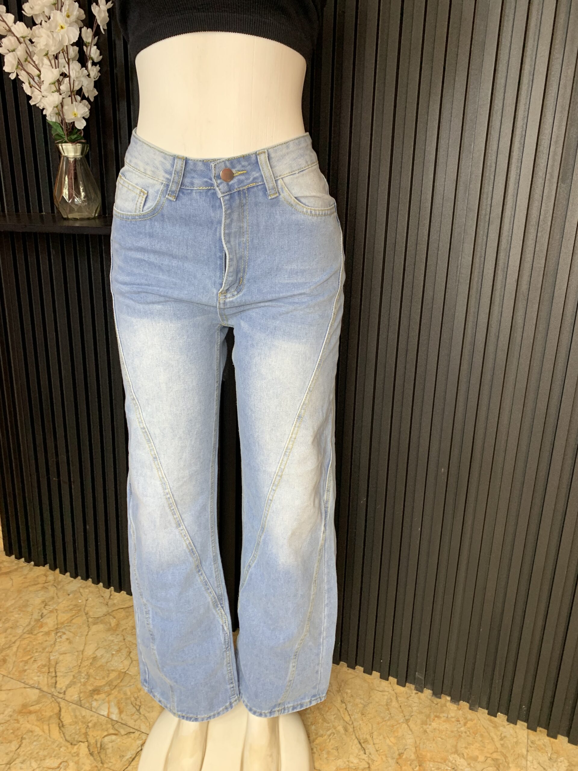 Stylish Women’s Light Blue Flared Jeans – Comfortable High Waist Denim 2 Stylish Women’s Light Blue Flared Jeans – Comfortable High Waist Denim - Image 2