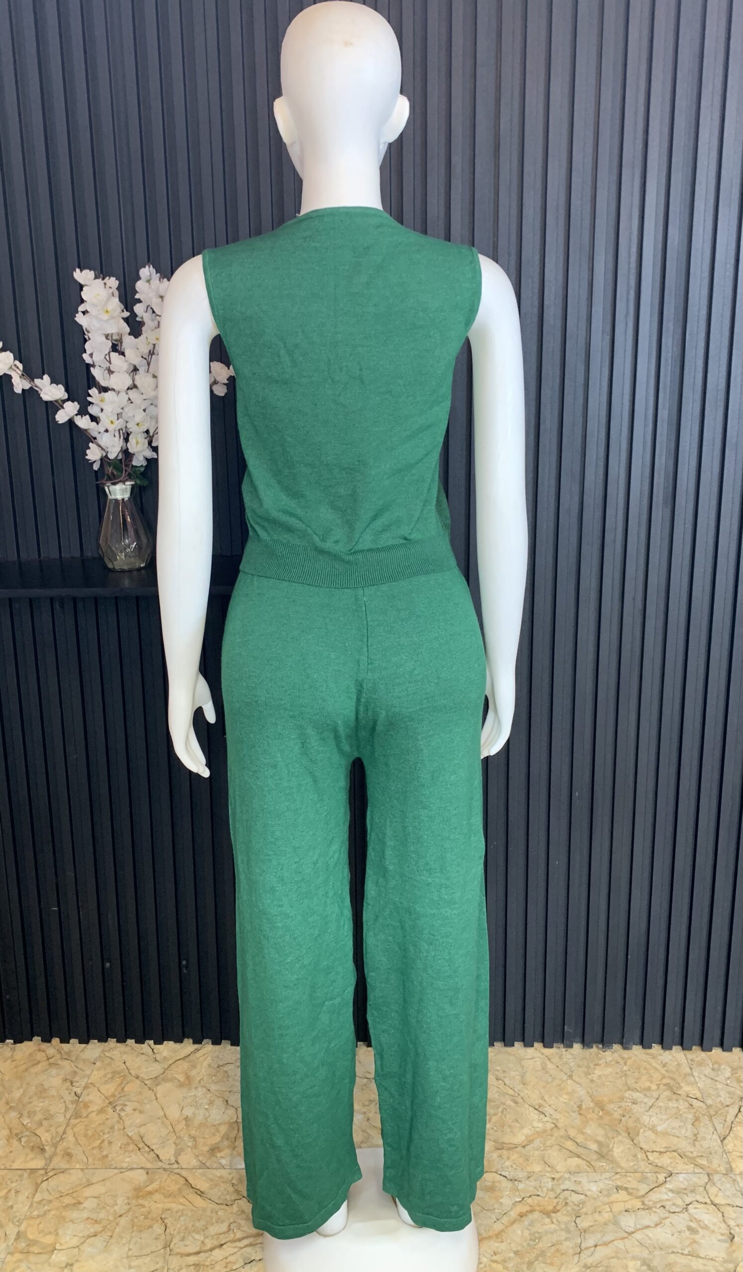 Women’s Casual Two Piece Lounge Set Sleeveless Top and Wide Leg Pants 3 Women’s Casual Two Piece Lounge Set Sleeveless Top and Wide Leg Pants - Image 3