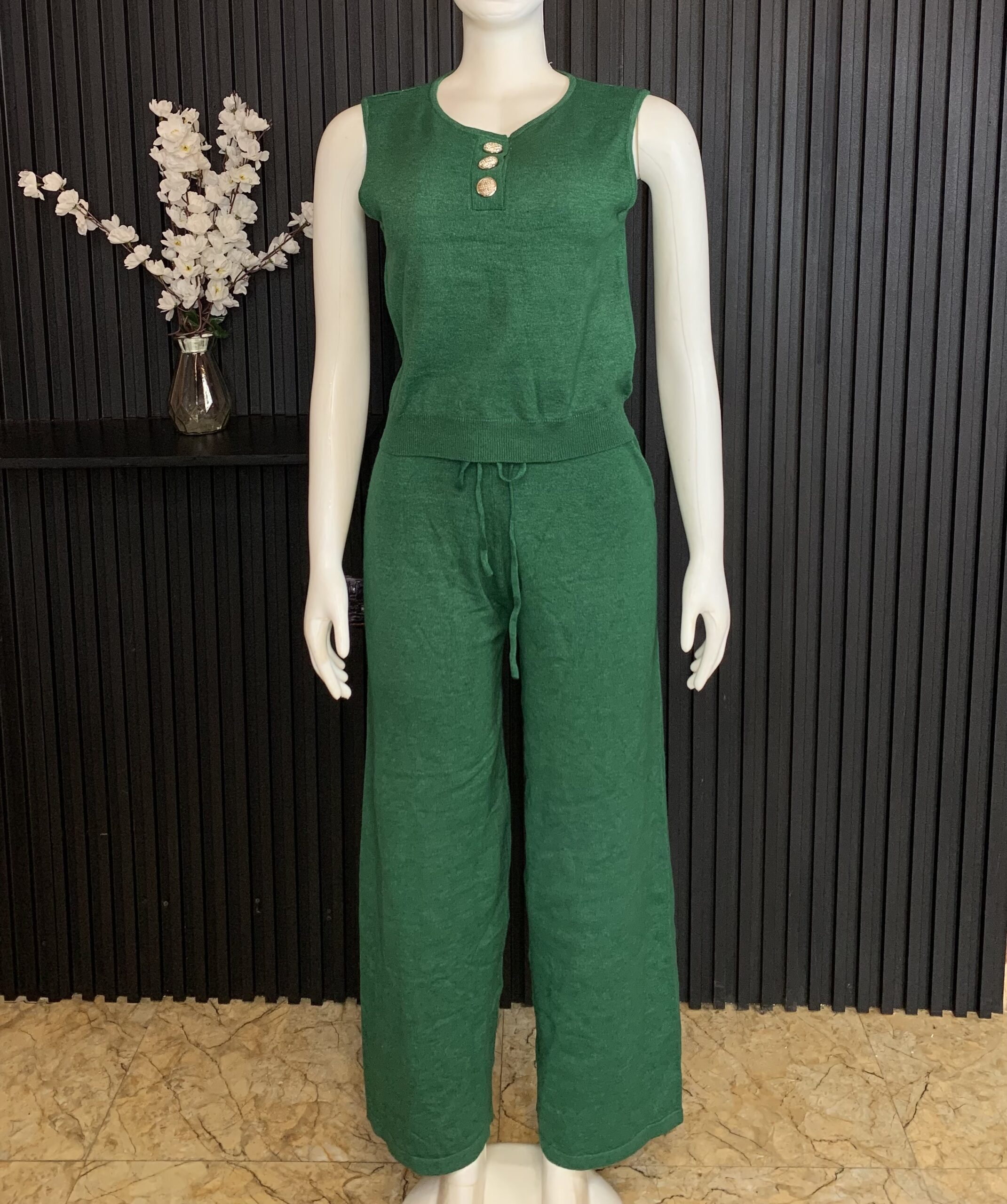 Women’s Casual Two Piece Lounge Set Sleeveless Top and Wide Leg Pants 4 Women’s Casual Two Piece Lounge Set Sleeveless Top and Wide Leg Pants - Image 4