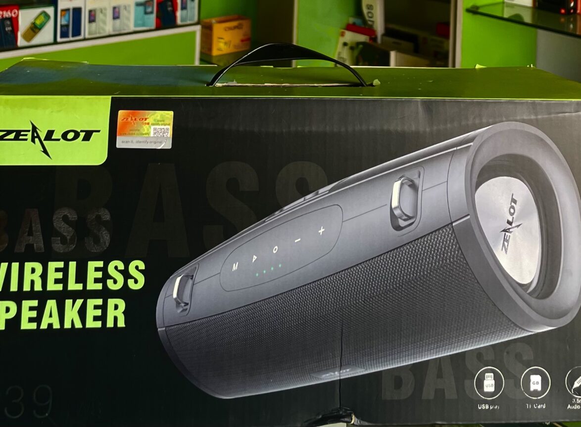 image picker 951C3178 342A 4630 9C76 F696423A507C 1024 00000068BDD7CEC0 UkaMart