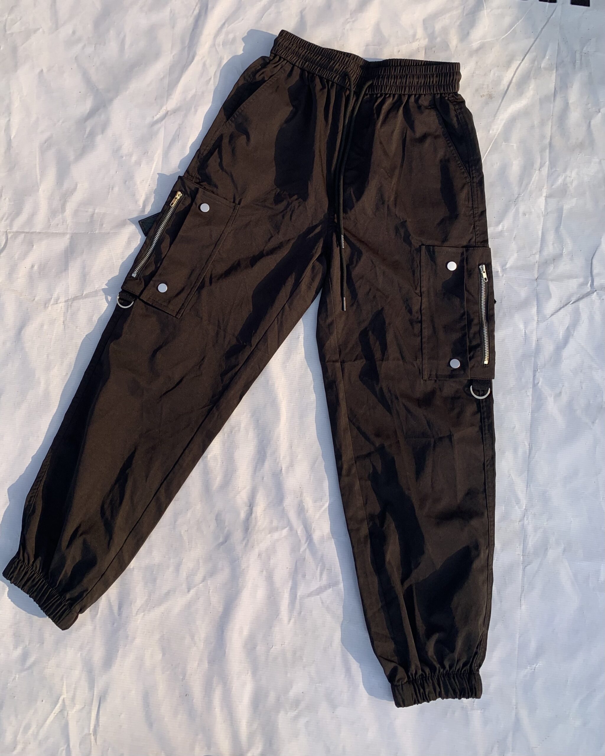 Stylish Cargo Pants 3 Stylish Cargo Pants - Image 3