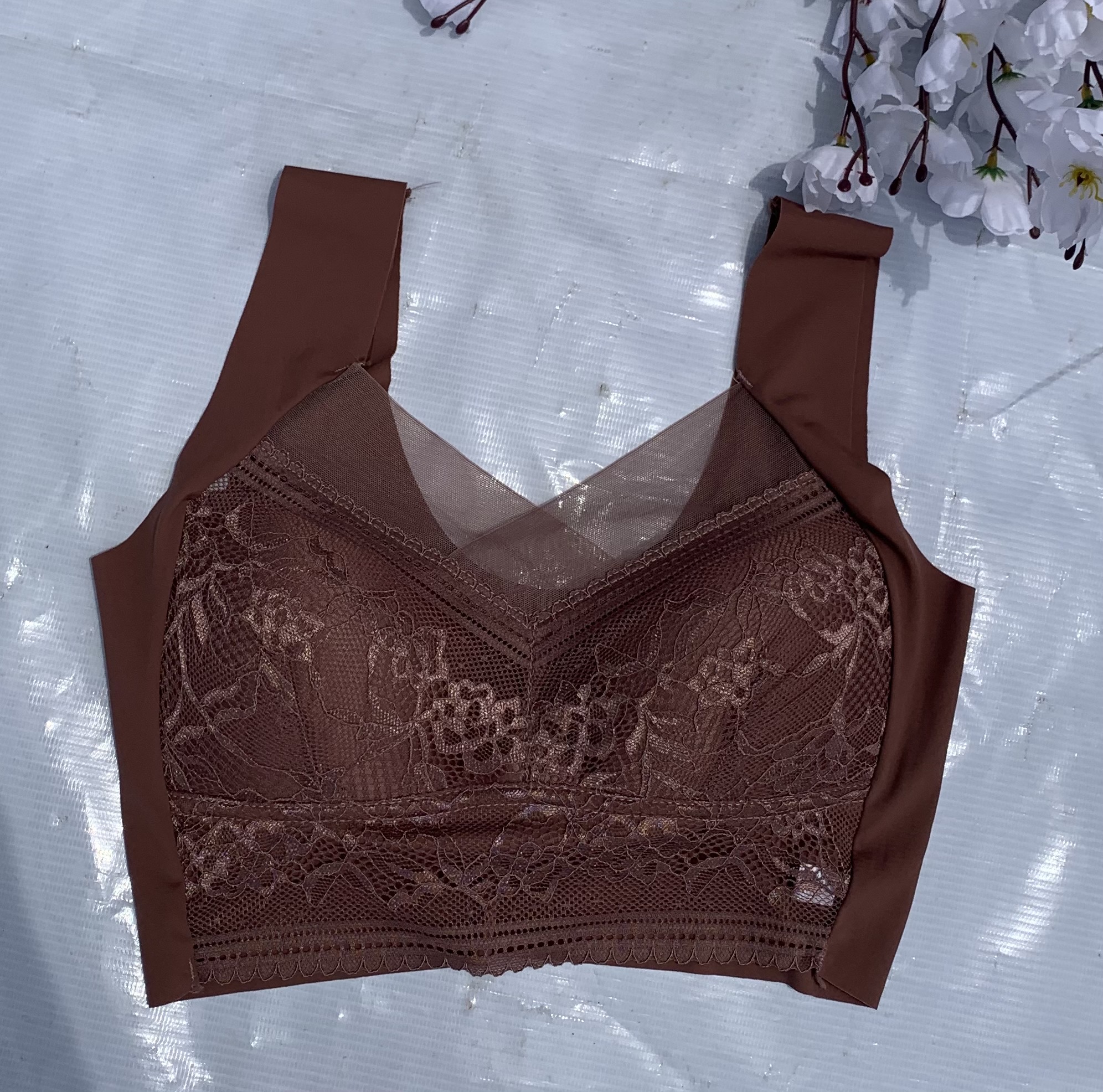 Women’s Seamless Lace Bra Set Comfortable Wireless Support Bras 5 Pcs 5 Women’s Seamless Lace Bra Set Comfortable Wireless Support Bras 5 Pcs - Image 5