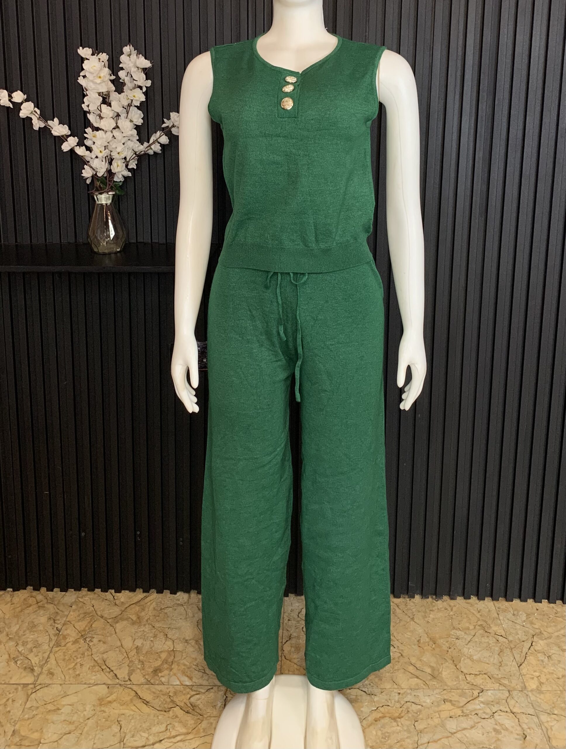 Women’s Casual Two Piece Lounge Set Sleeveless Top and Wide Leg Pants 2 Women’s Casual Two Piece Lounge Set Sleeveless Top and Wide Leg Pants - Image 2