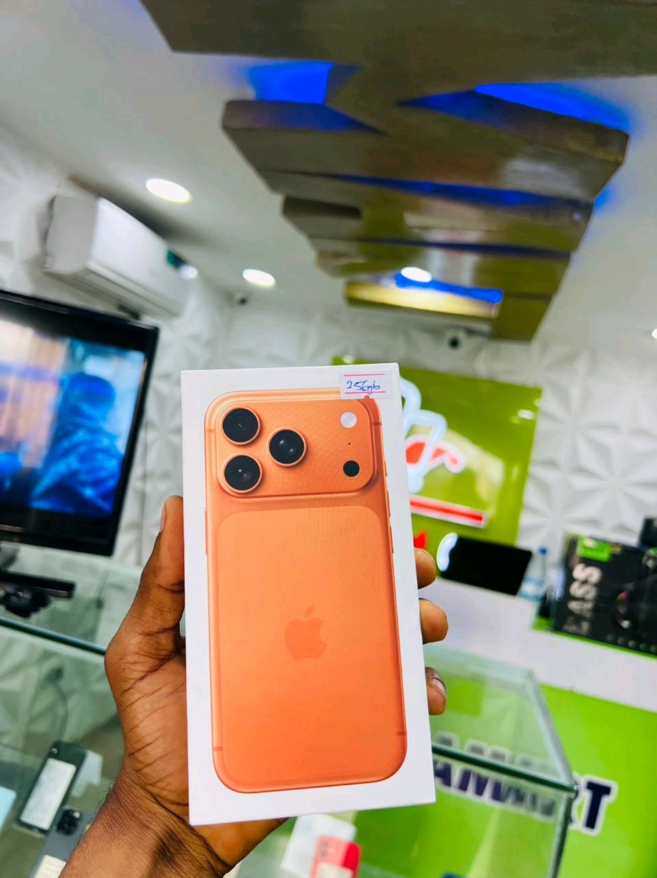 IPhone 17 Pro Max 512gb Boxed 2 iPhone 17 Pro Max 512GB Boxed