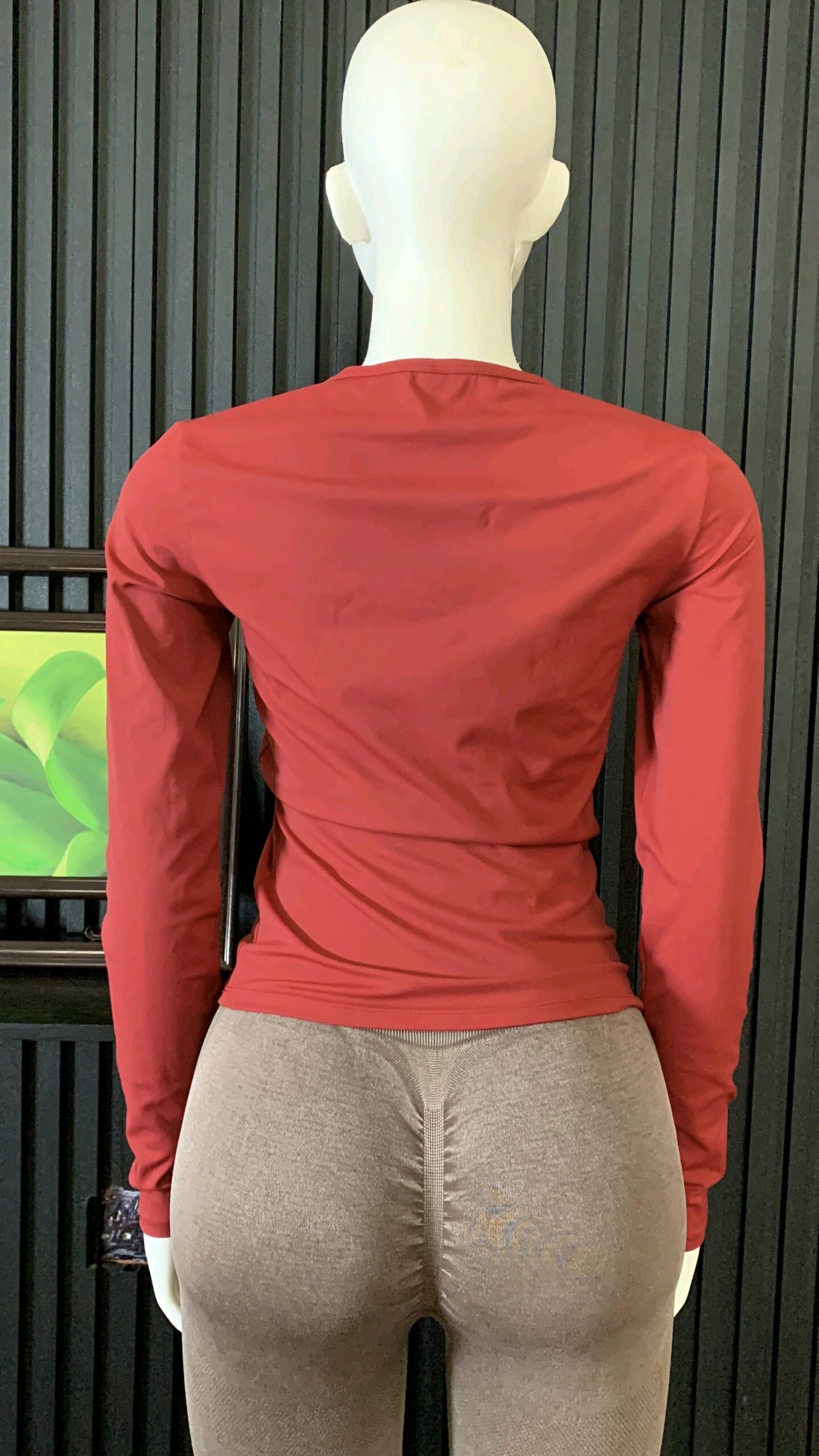 ActiveGlow Women’s Long Sleeve Sports Top – Stretch Fitness Activewear Nigeria 3 ActiveGlow Women’s Long Sleeve Sports Top – Stretch Fitness Activewear Nigeria - Image 3