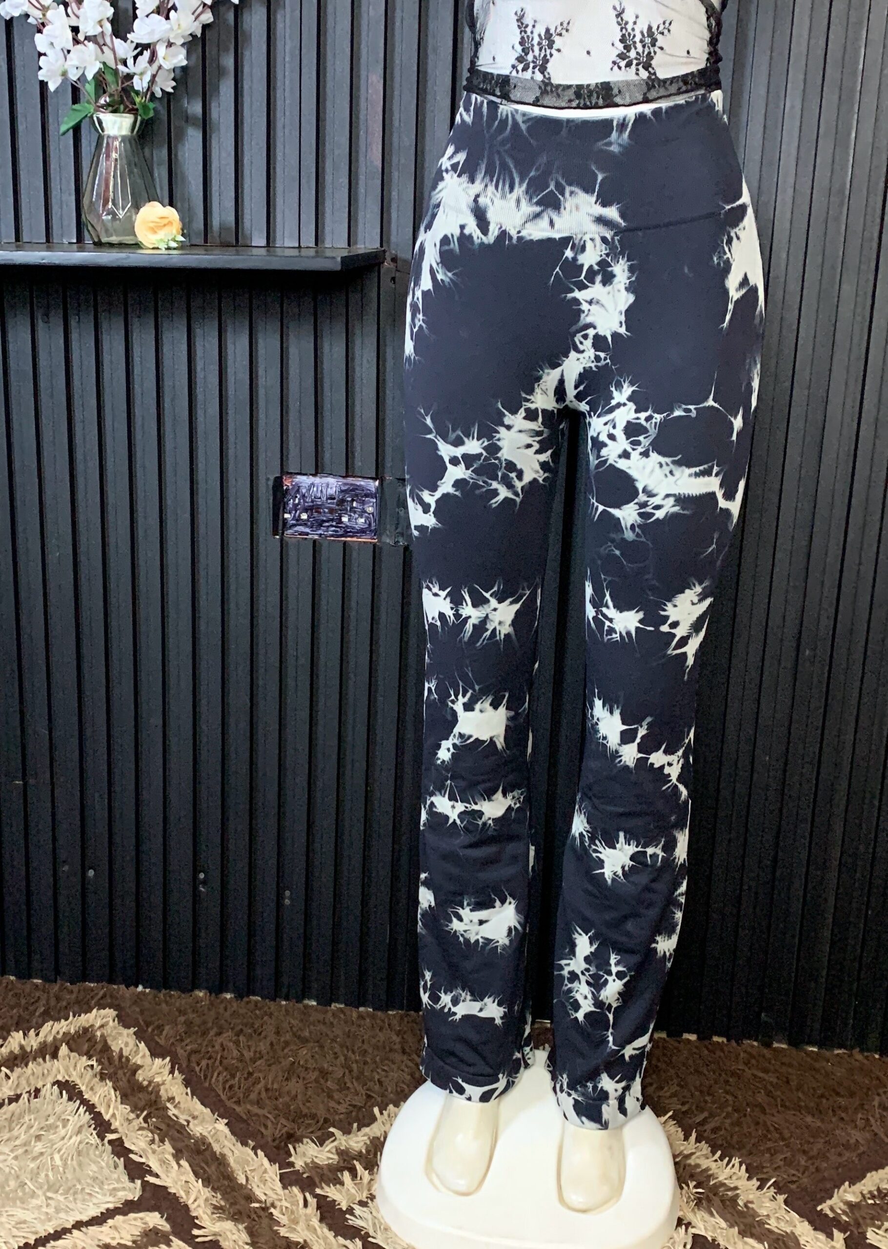 Women’s Tie Dye Flare Yoga Pants – High Waist Butt Lift Gym Leggings Nigeria 2 Women’s Tie Dye Flare Yoga Pants – High Waist Butt Lift Gym Leggings Nigeria - Image 2