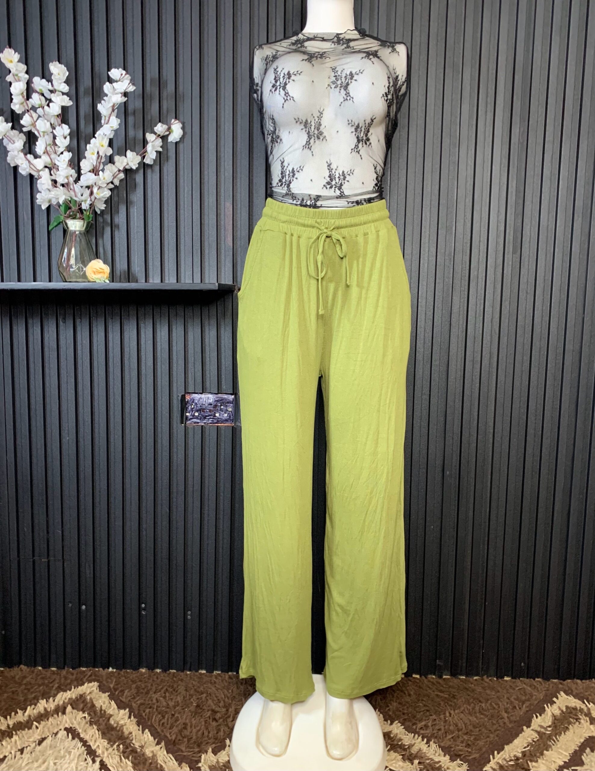 Women’s Olive Green Wide Leg Pants – Relaxed Casual Drawstring Trousers Nigeria 1 Women’s Olive Green Wide Leg Pants – Relaxed Casual Drawstring Trousers Nigeria
