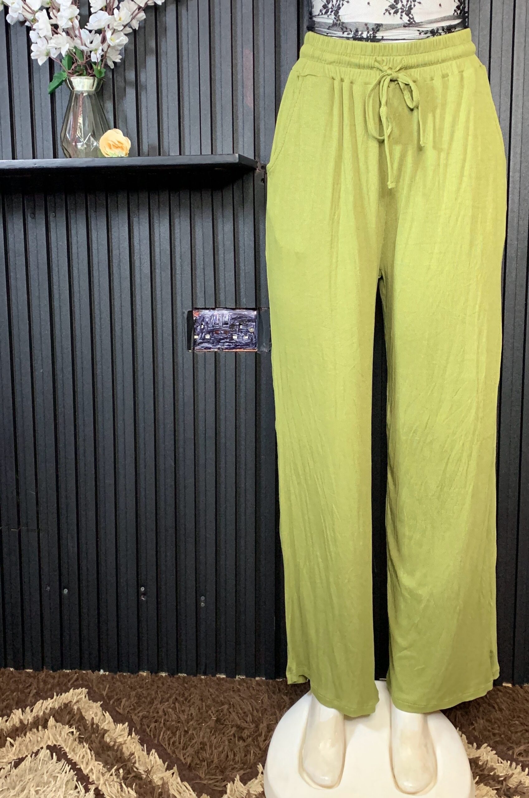 Women’s Olive Green Wide Leg Pants – Relaxed Casual Drawstring Trousers Nigeria 2 Women’s Olive Green Wide Leg Pants – Relaxed Casual Drawstring Trousers Nigeria - Image 2