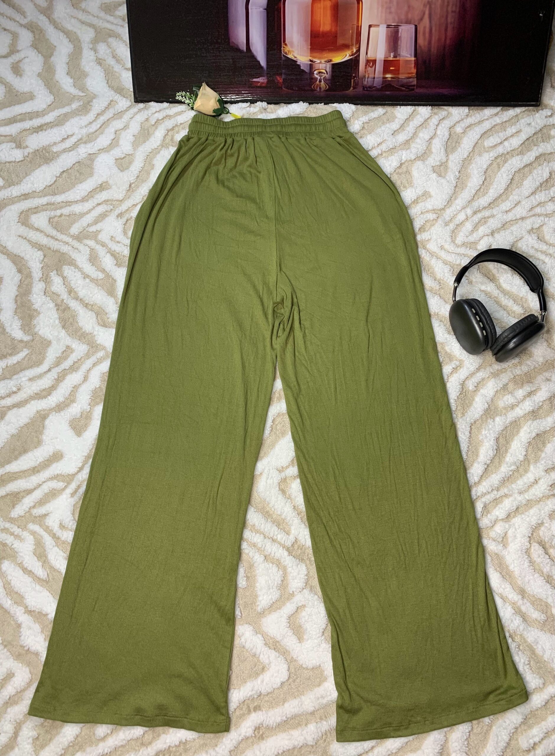 Women’s Olive Green Wide Leg Pants – Relaxed Casual Drawstring Trousers Nigeria 5 Women’s Olive Green Wide Leg Pants – Relaxed Casual Drawstring Trousers Nigeria - Image 5