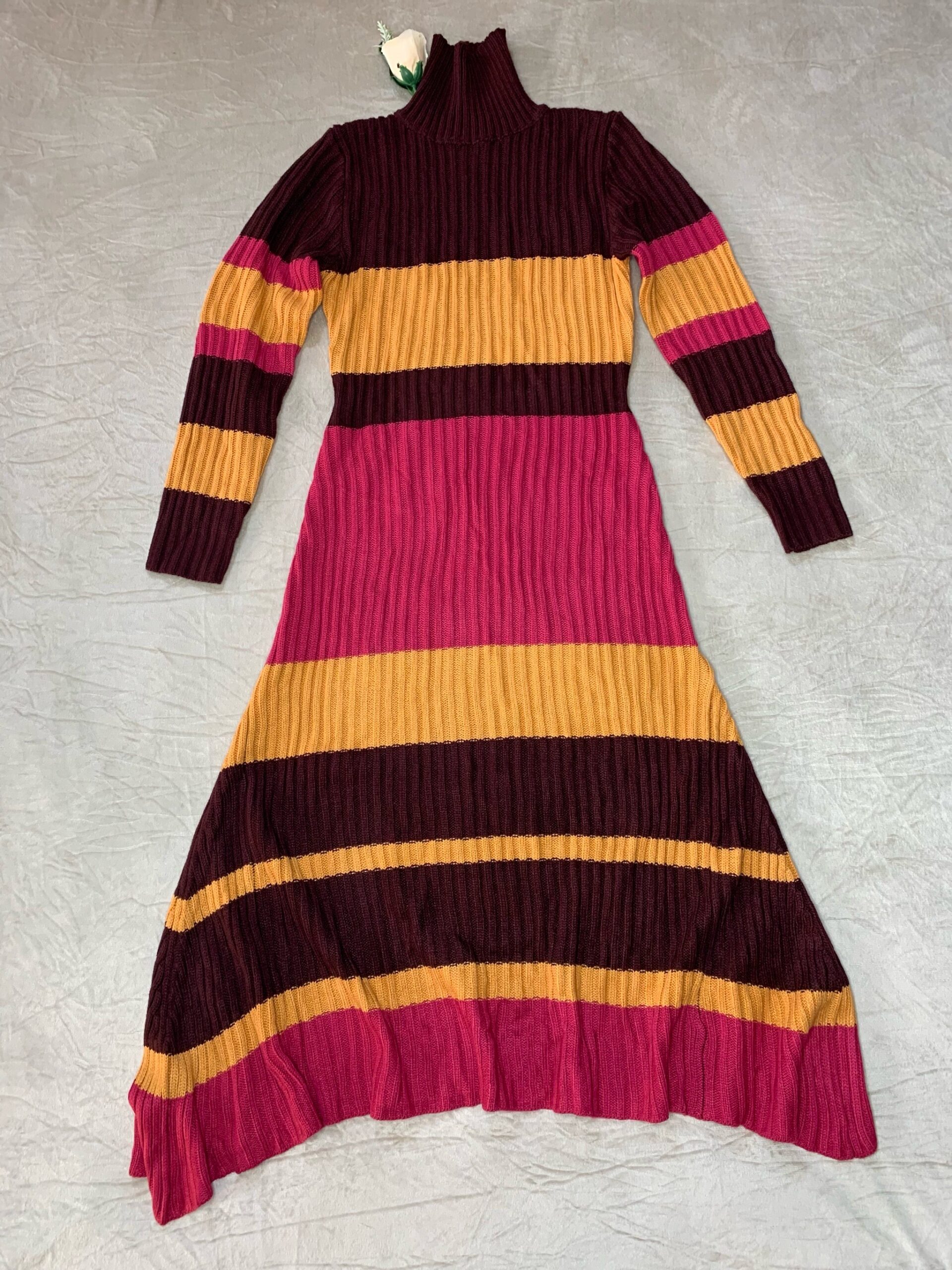 Luxury Colorblock Ribbed Sweater Dress – Premium Women's Long Sleeve Knit Midi Dress 5 Luxury Colorblock Ribbed Sweater Dress – Premium Women's Long Sleeve Knit Midi Dress - Image 5
