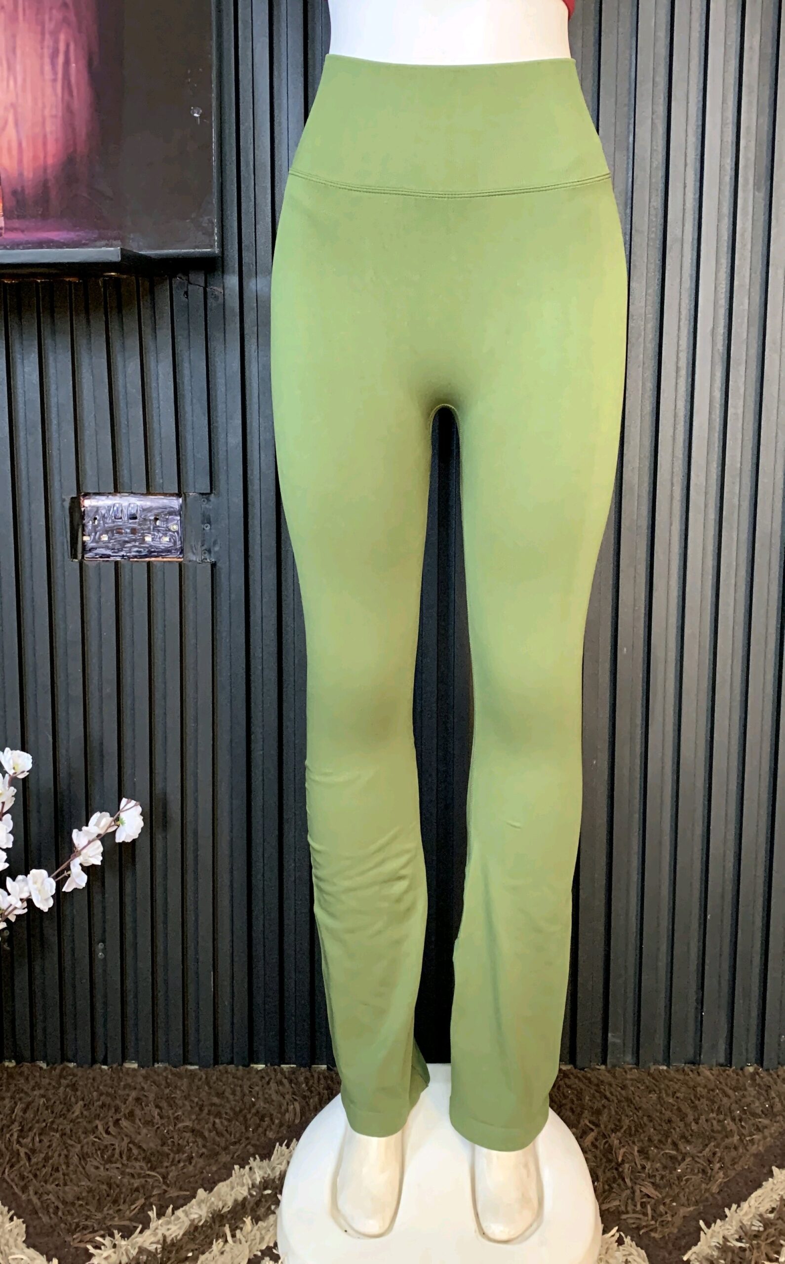 PowerFlex High-Waist Flare Leggings – Premium Women's Yoga Pants Collection 4 PowerFlex High-Waist Flare Leggings – Premium Women's Yoga Pants Collection - Image 4