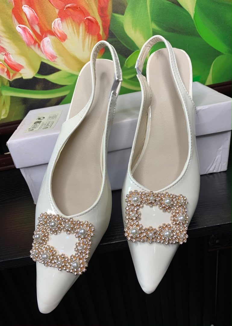 Elegant Pearl Buckle Slingback Heels – Luxury Women's White Occasion Shoes Nigeria 3 Elegant Pearl Buckle Slingback Heels – Luxury Women's White Occasion Shoes Nigeria - Image 3