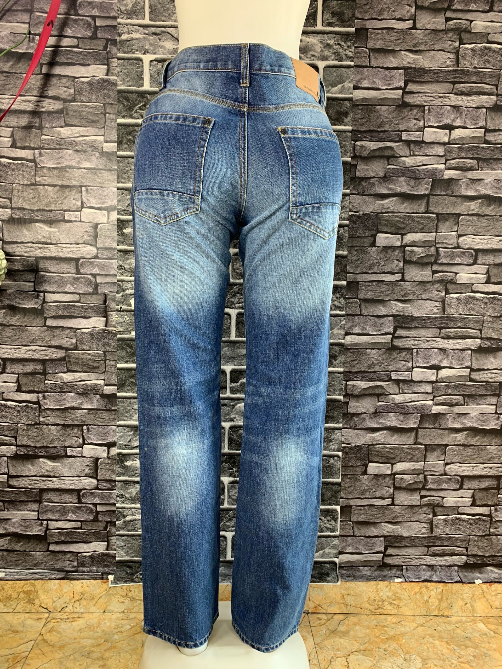 Elegant Straight Leg Jeans 3 Elegant Straight Leg Jeans - Image 3