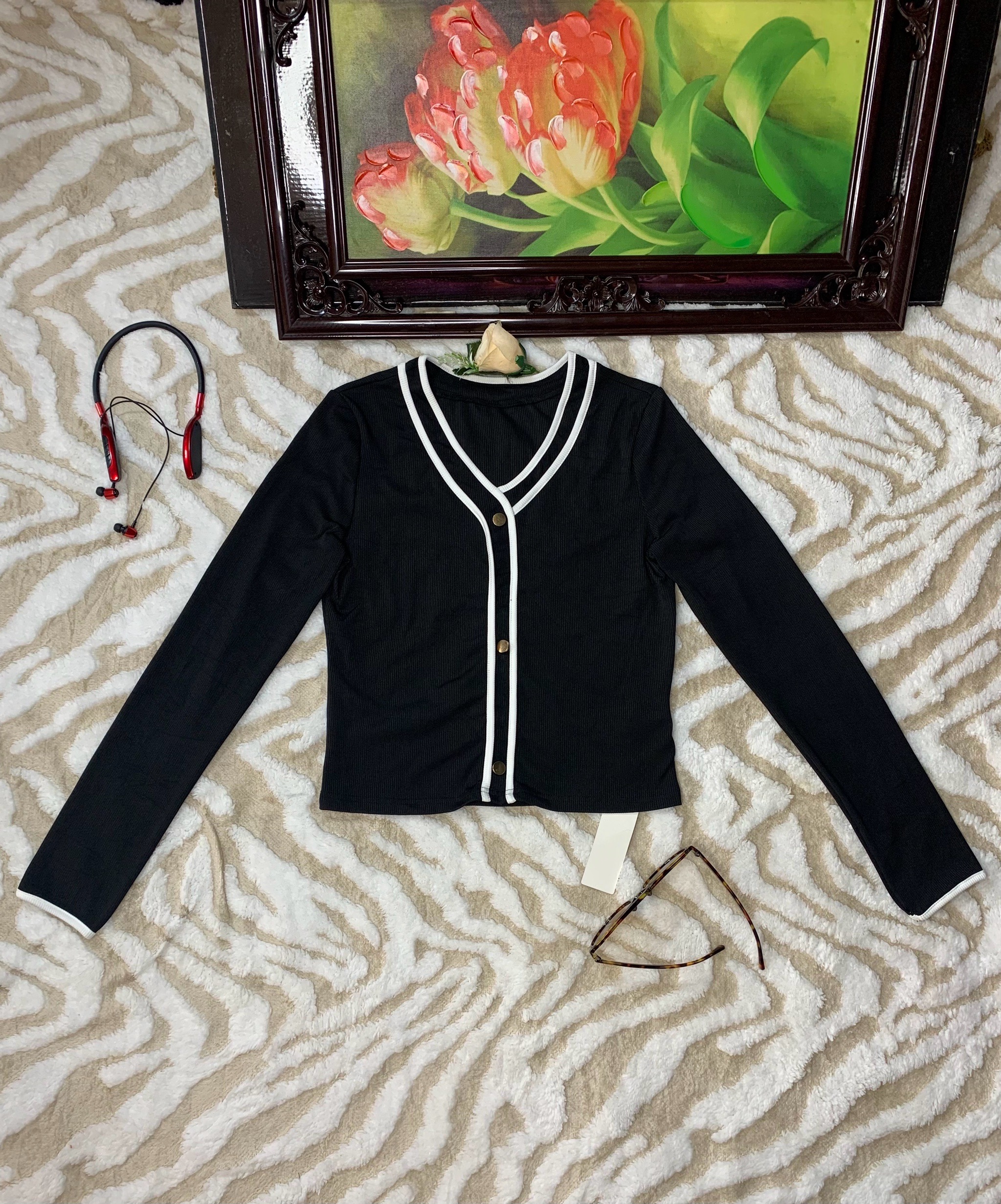 Elegant Knit Cardigan Top 4 Elegant Knit Cardigan Top - Image 4
