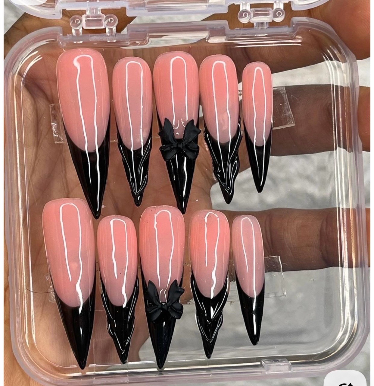 GlamLuxe Press-On Nails 4 GlamLuxe Press-On Nails - Image 4