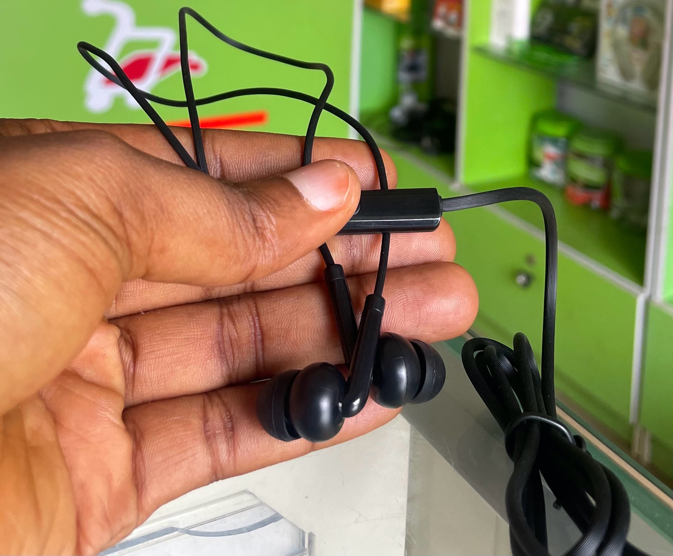 Premium Oraimo Earpiece 5 Premium Oraimo Earpiece - Image 5