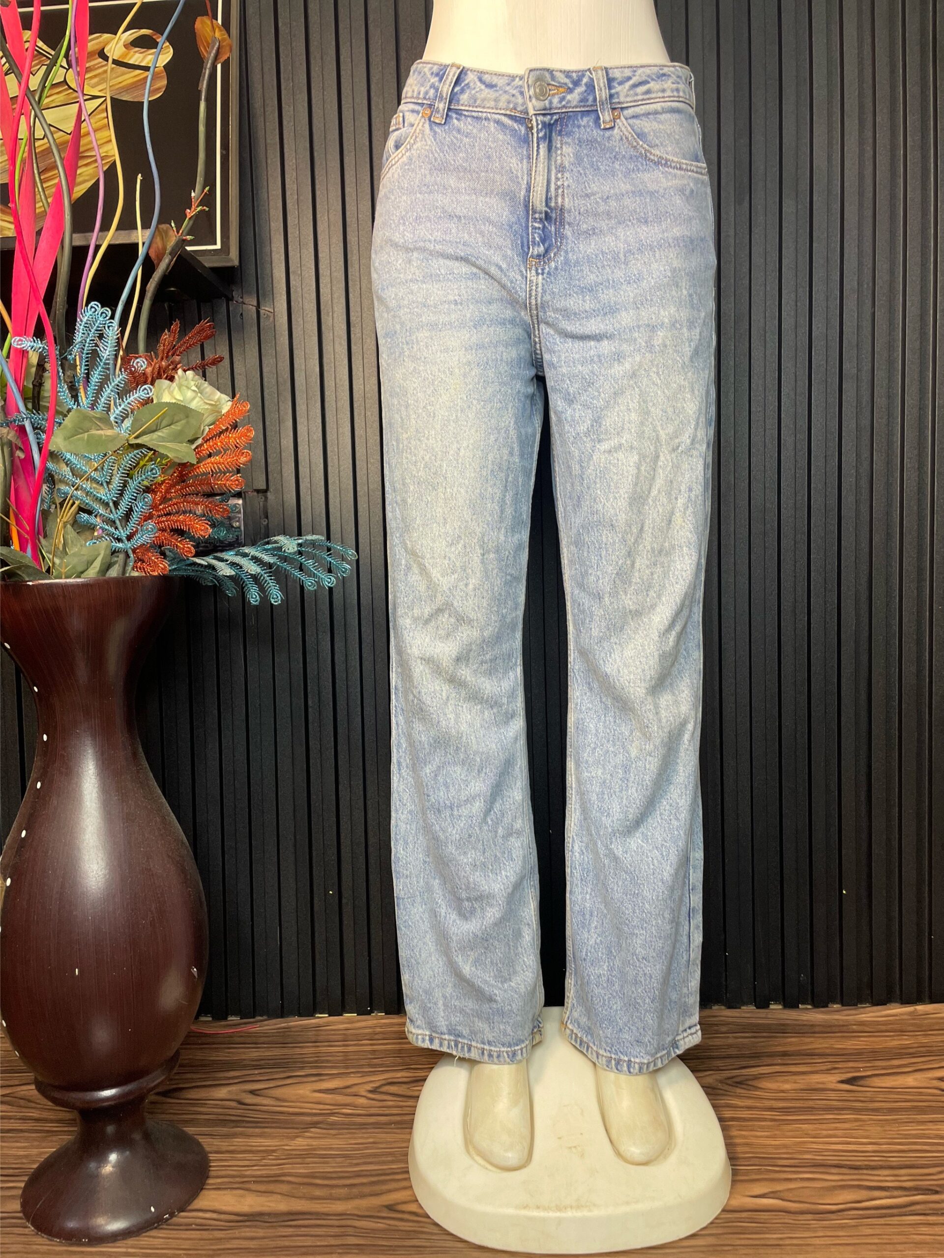 Light Wash Straight Leg Jean 1 Light Wash Straight Leg Jean