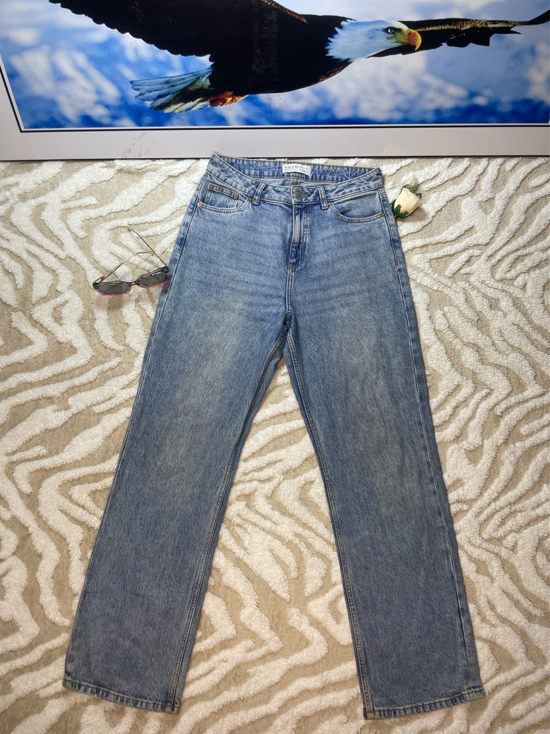 Light Wash Straight Leg Jean 4 Light Wash Straight Leg Jean - Image 4