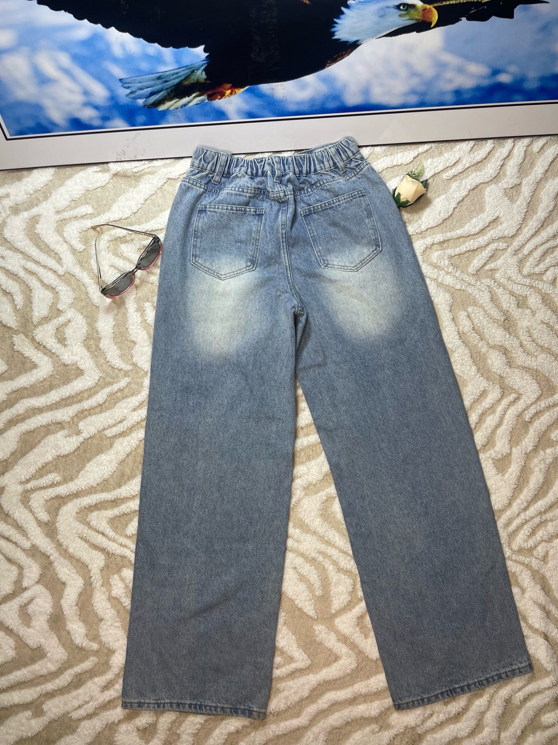 Light wash Straight Jean 5 Light wash Straight Jean - Image 5