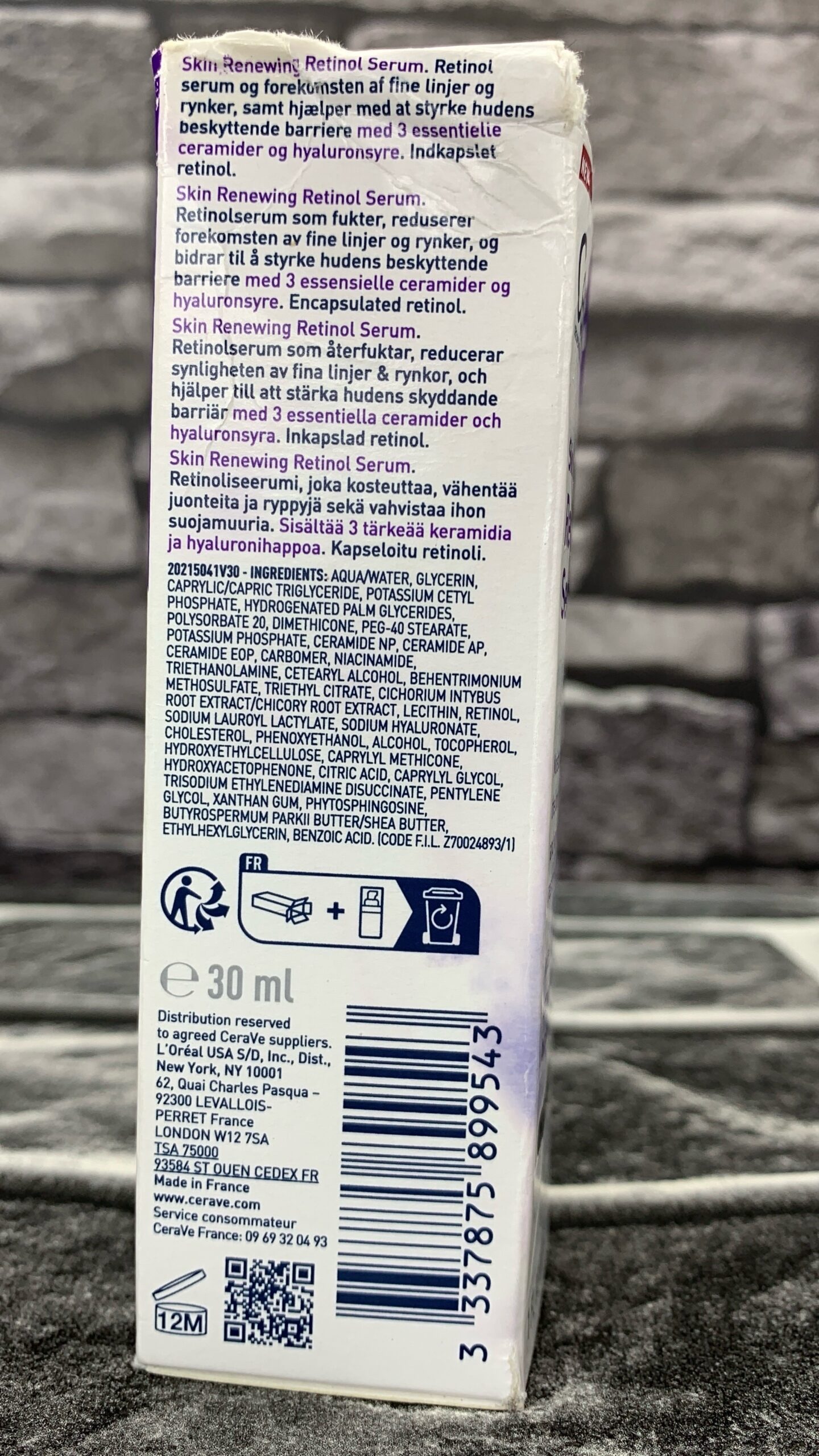 CeraVe Skin Renewing Retinol Serum - Powerful & Radiant 5 CeraVe Skin Renewing Retinol Serum - Powerful & Radiant - Image 5
