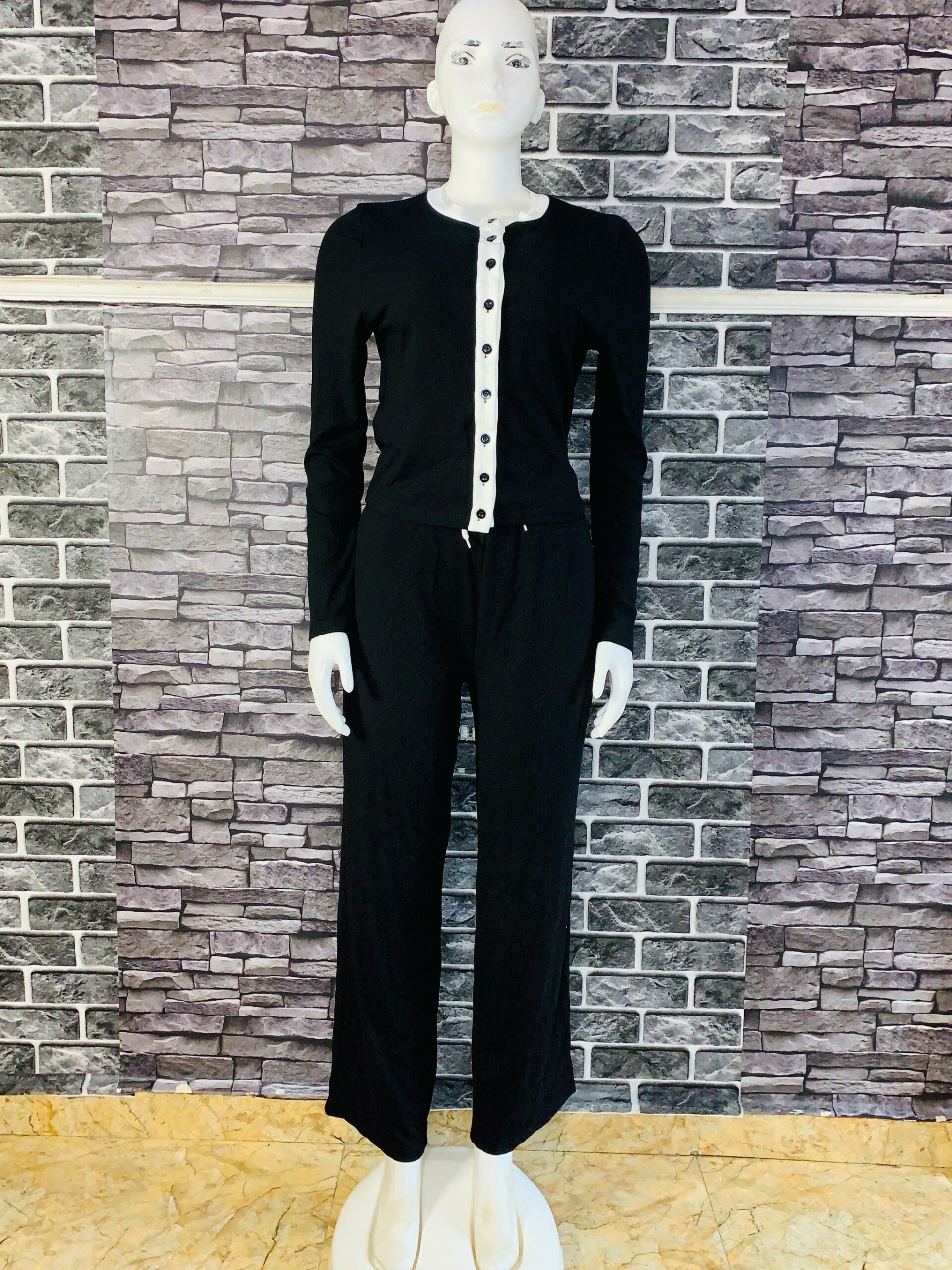Two Piece Outfit 5 Two Piece Outfit - Image 5
