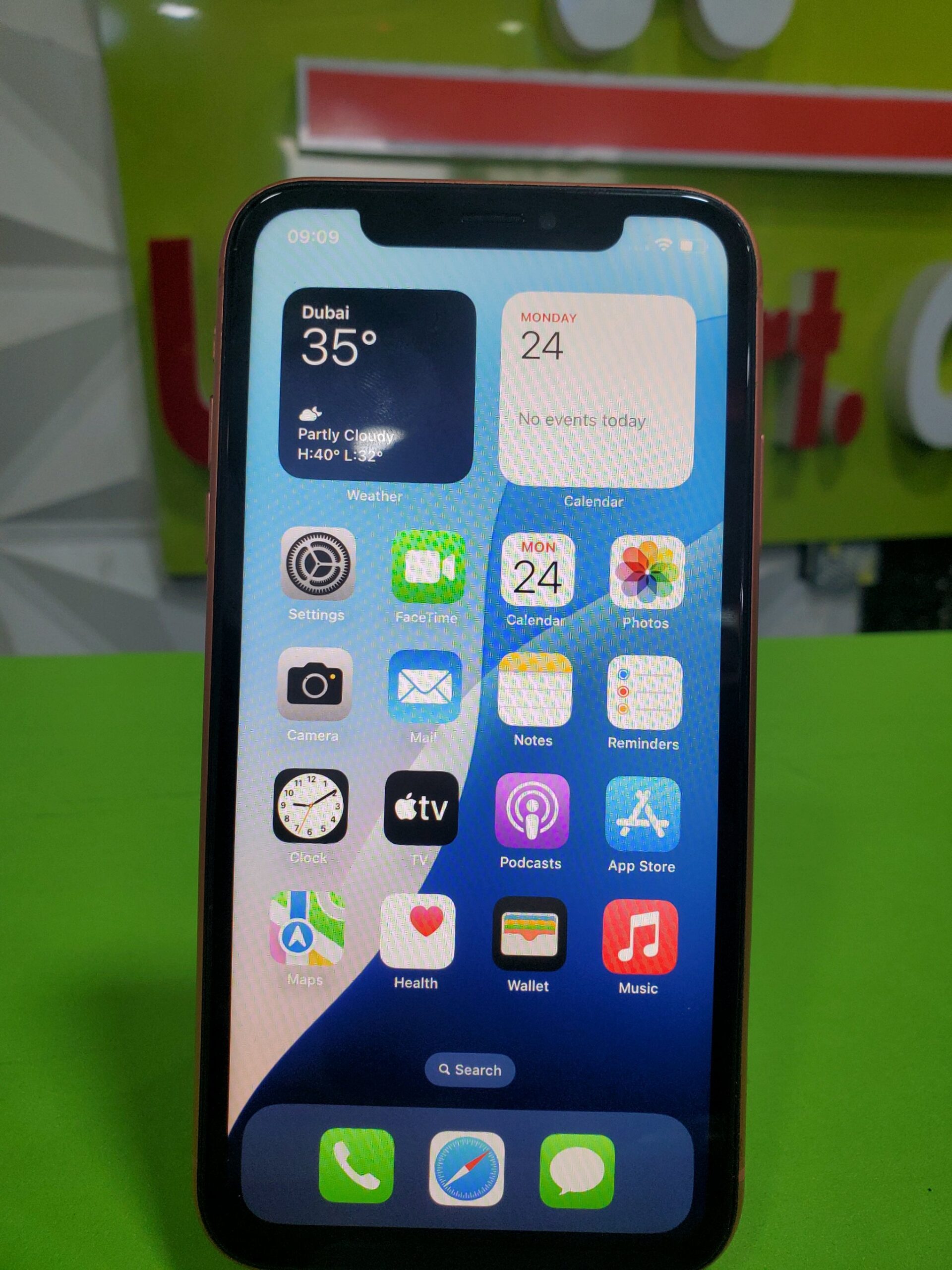 iPhone XR 128GB UK Used 3 iPhone XR 128GB UK Used - Image 3