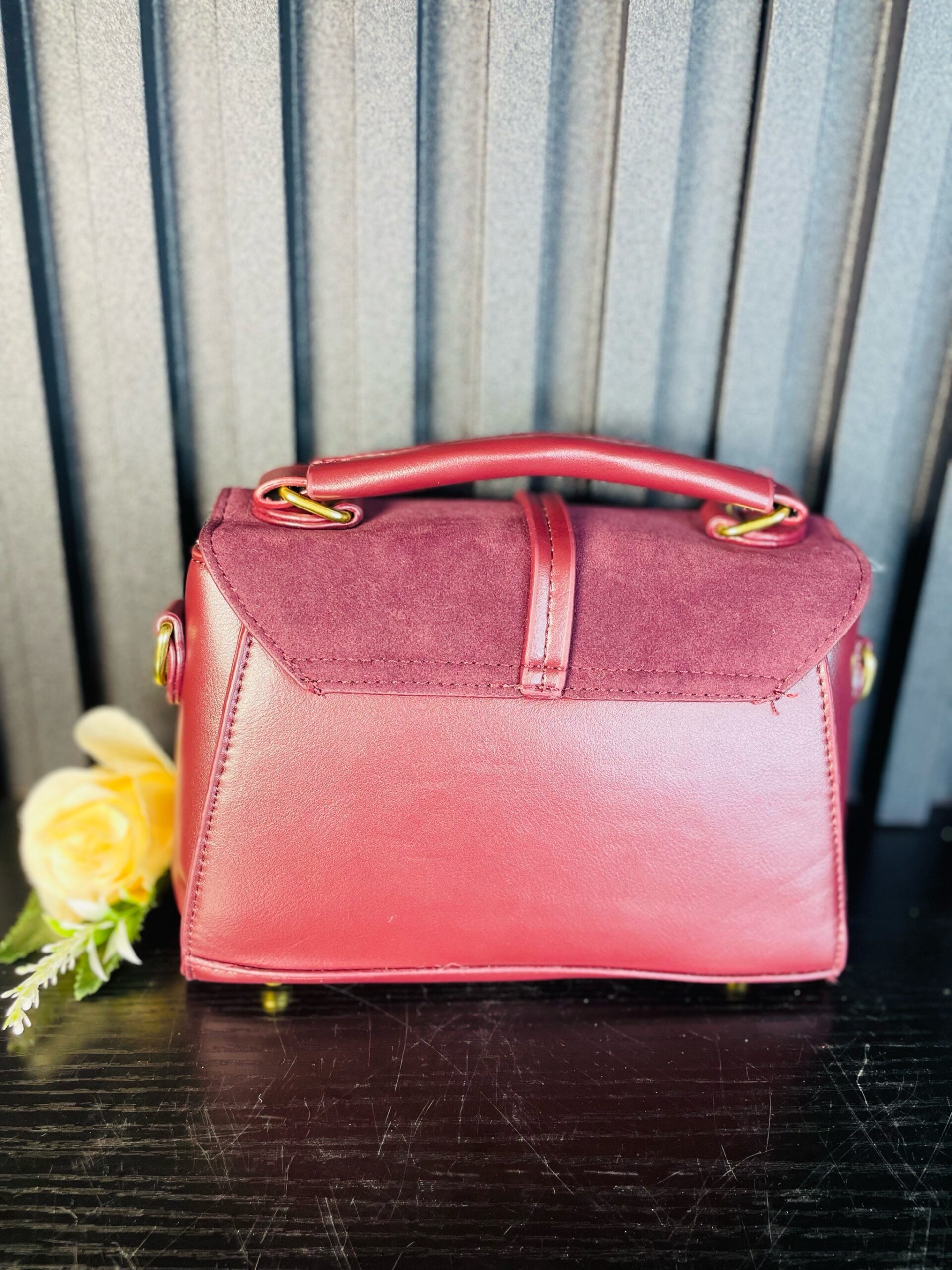 Stylish Invory hand bag 3 Stylish Invory hand bag - Image 3