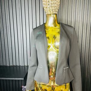 Non-button Black Jacket