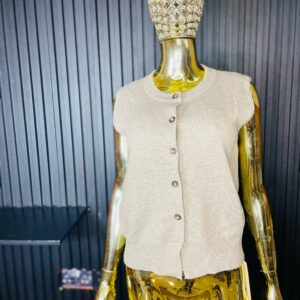 Women’s Sleeveless Knit Vest