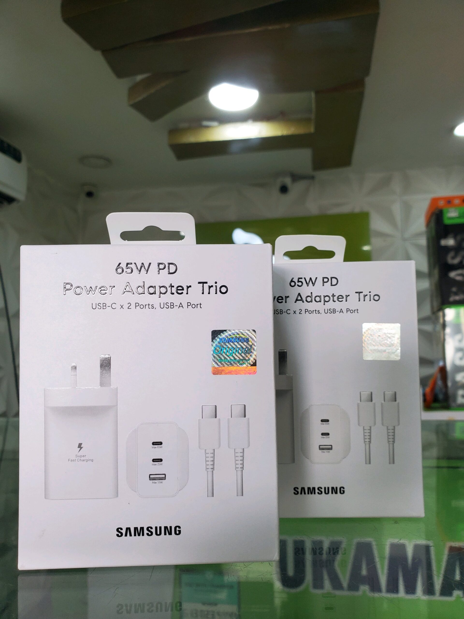 Samsung Power Adapter Trio 65W 4 Samsung Power Adapter Trio 65W - Image 4