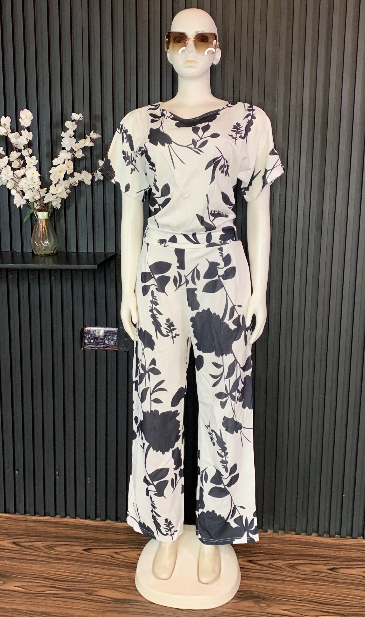 Black & White Floral Print Jumpsuit 1 Black & White Floral Print Jumpsuit