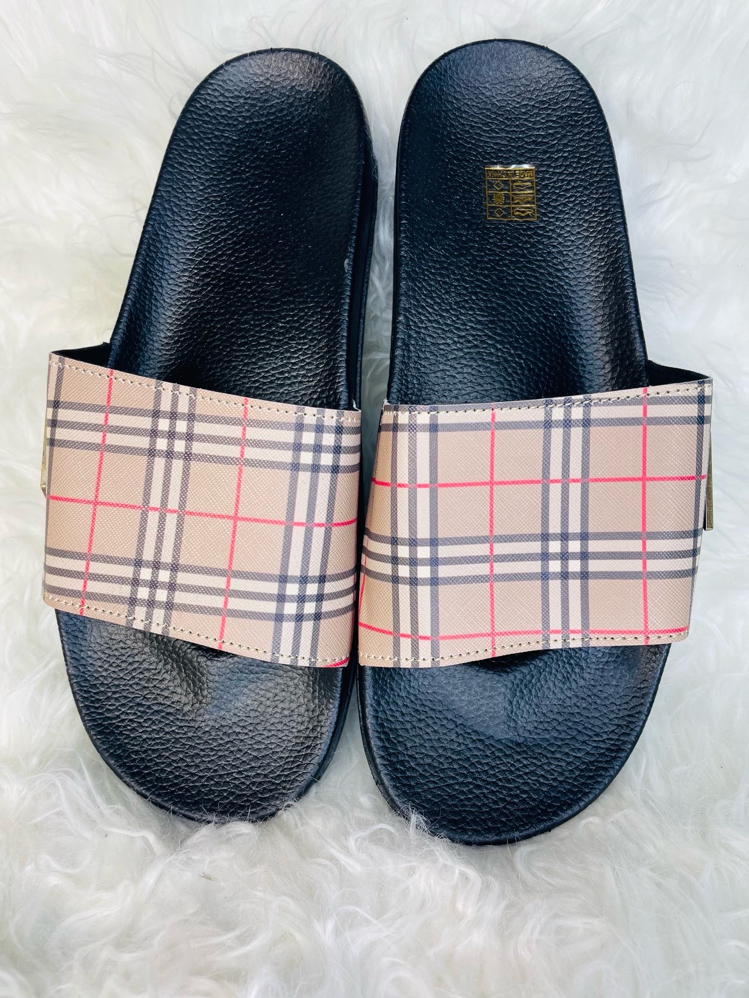 Gucci Pan Slippers 1 Gucci Pan Slippers