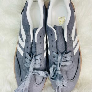 Home 12 Elegant Sporty Shoe
