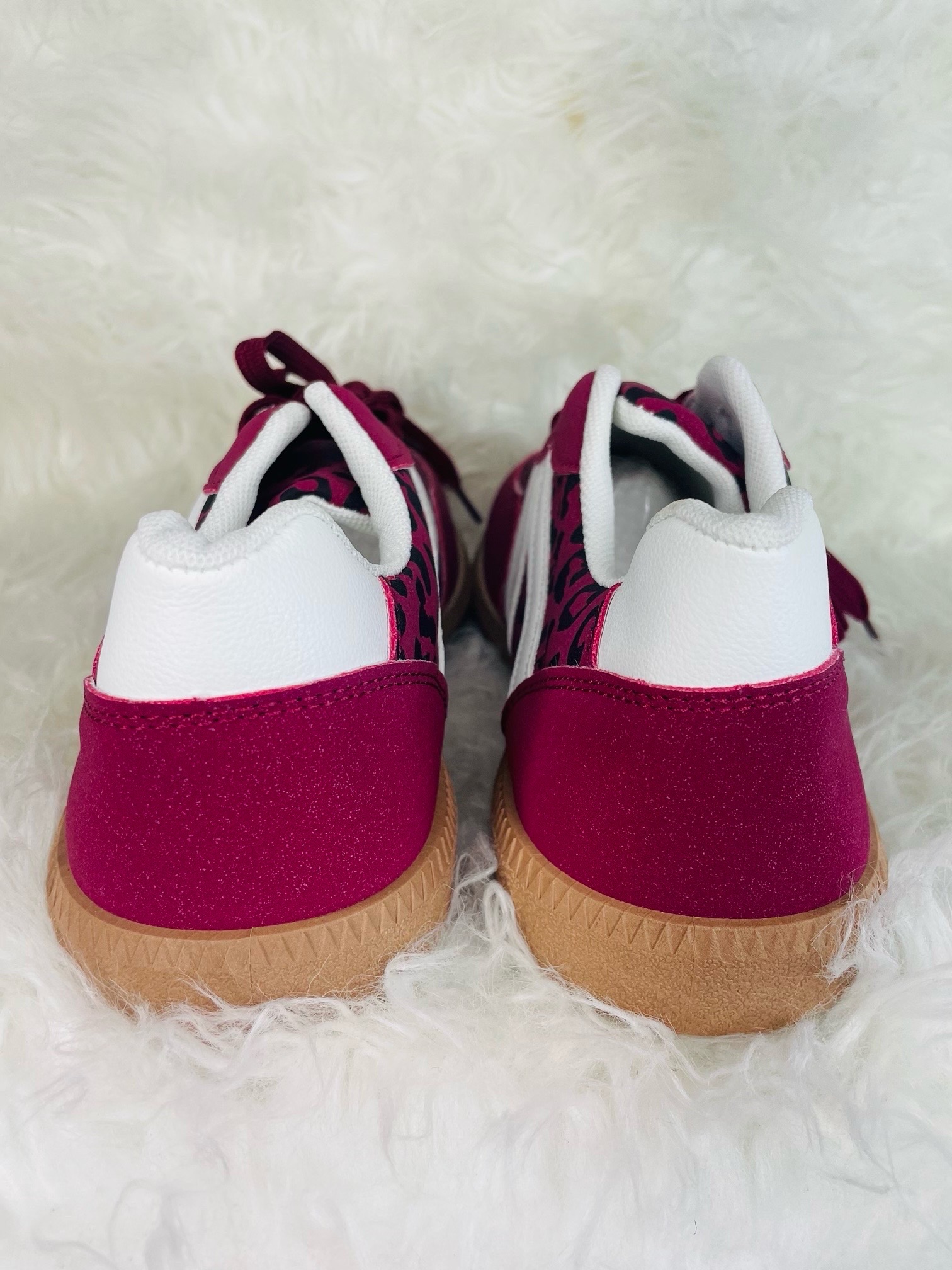 Stylish Leapord Sneakers 2 Stylish Leapord Sneakers - Image 2