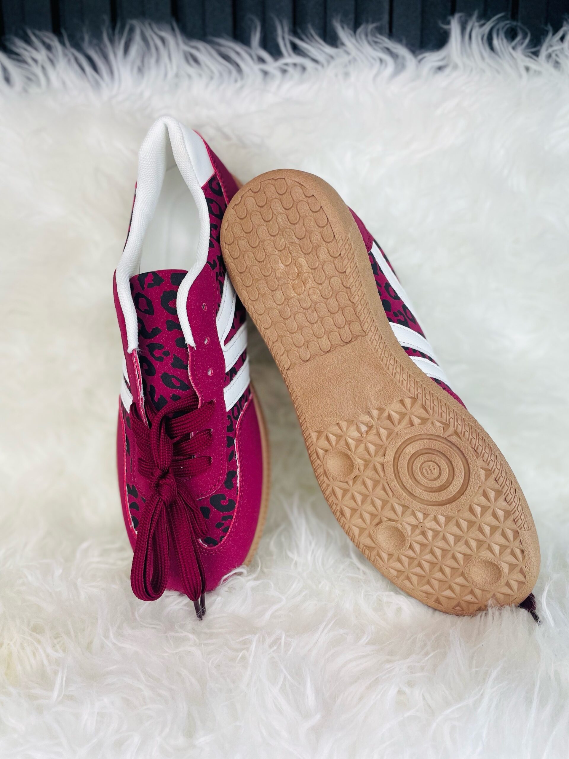 Stylish Leapord Sneakers 4 Stylish Leapord Sneakers - Image 4