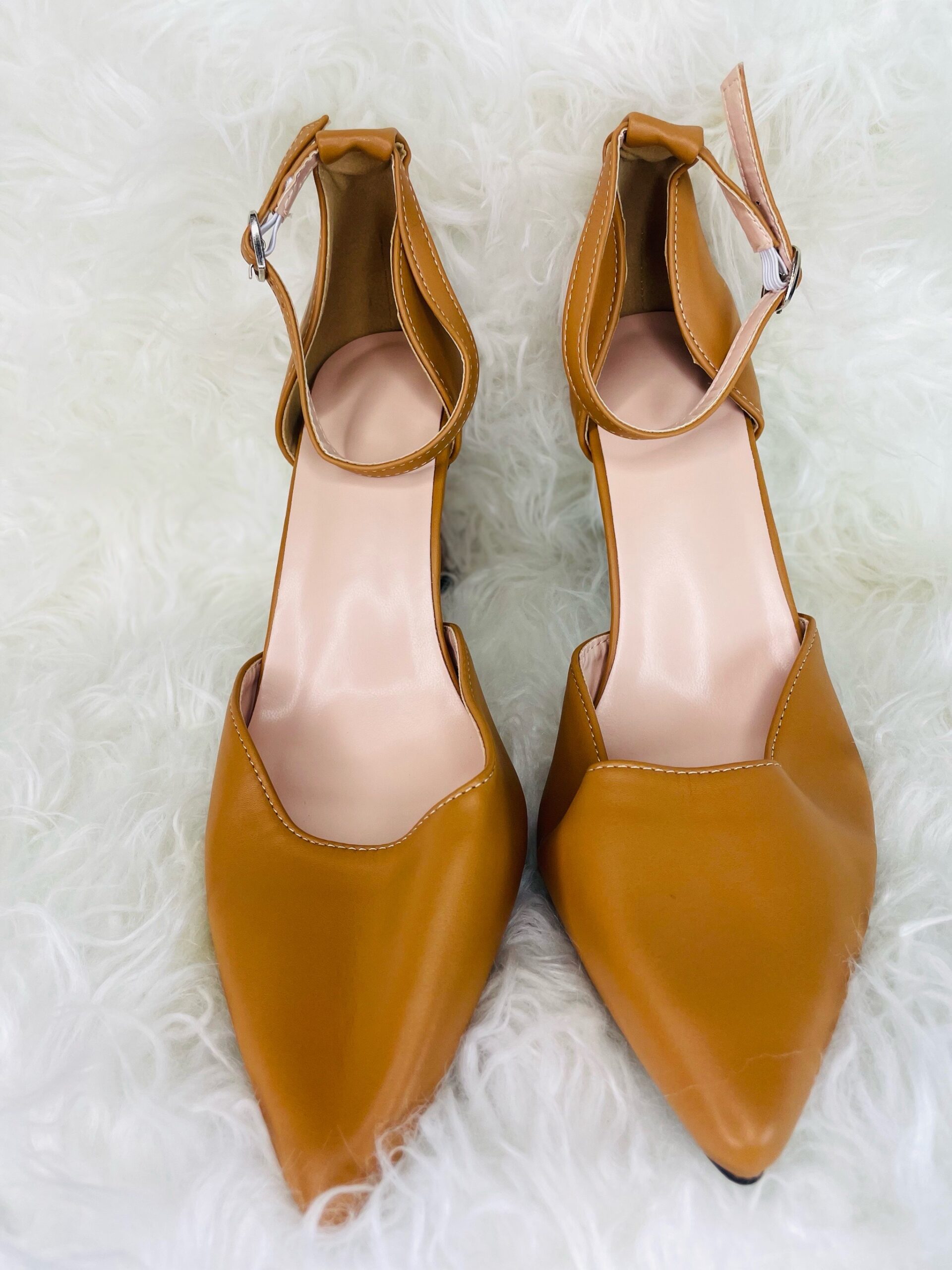 Tan Pointed Heel Shoe 4 Tan Pointed Heel Shoe - Image 4