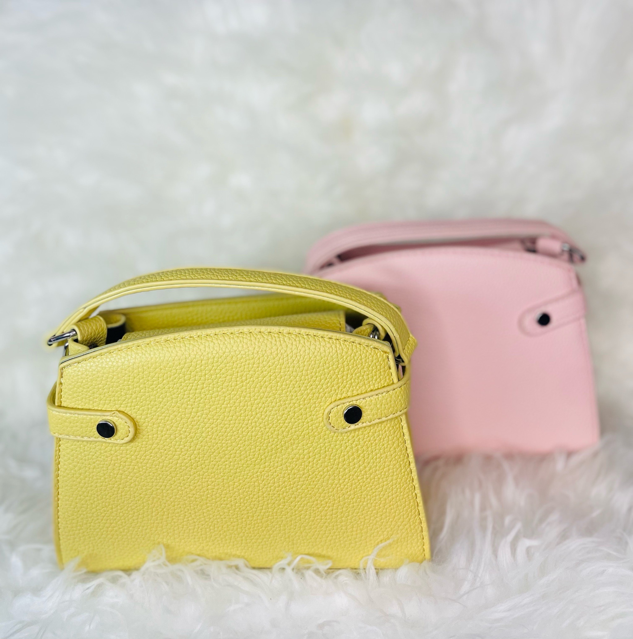 Women’s Handbag 3 Women’s Handbag - Image 3