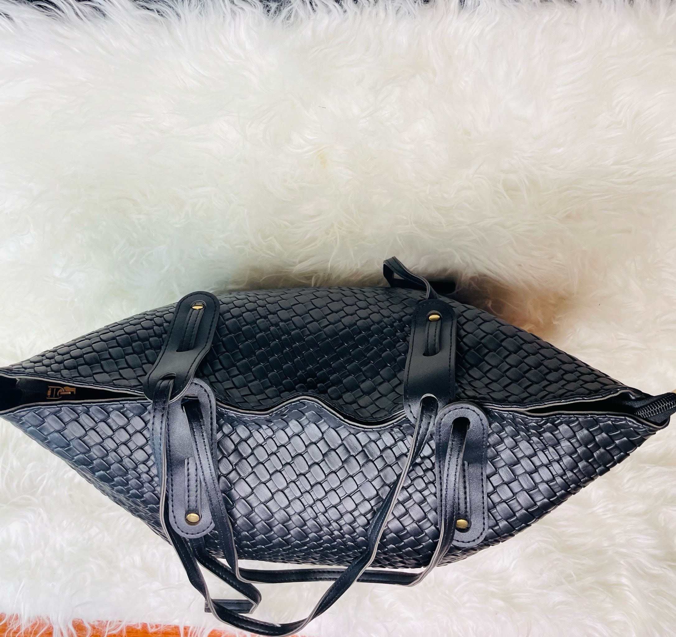 Black Tote Handbag 4 Black Tote Handbag - Image 4