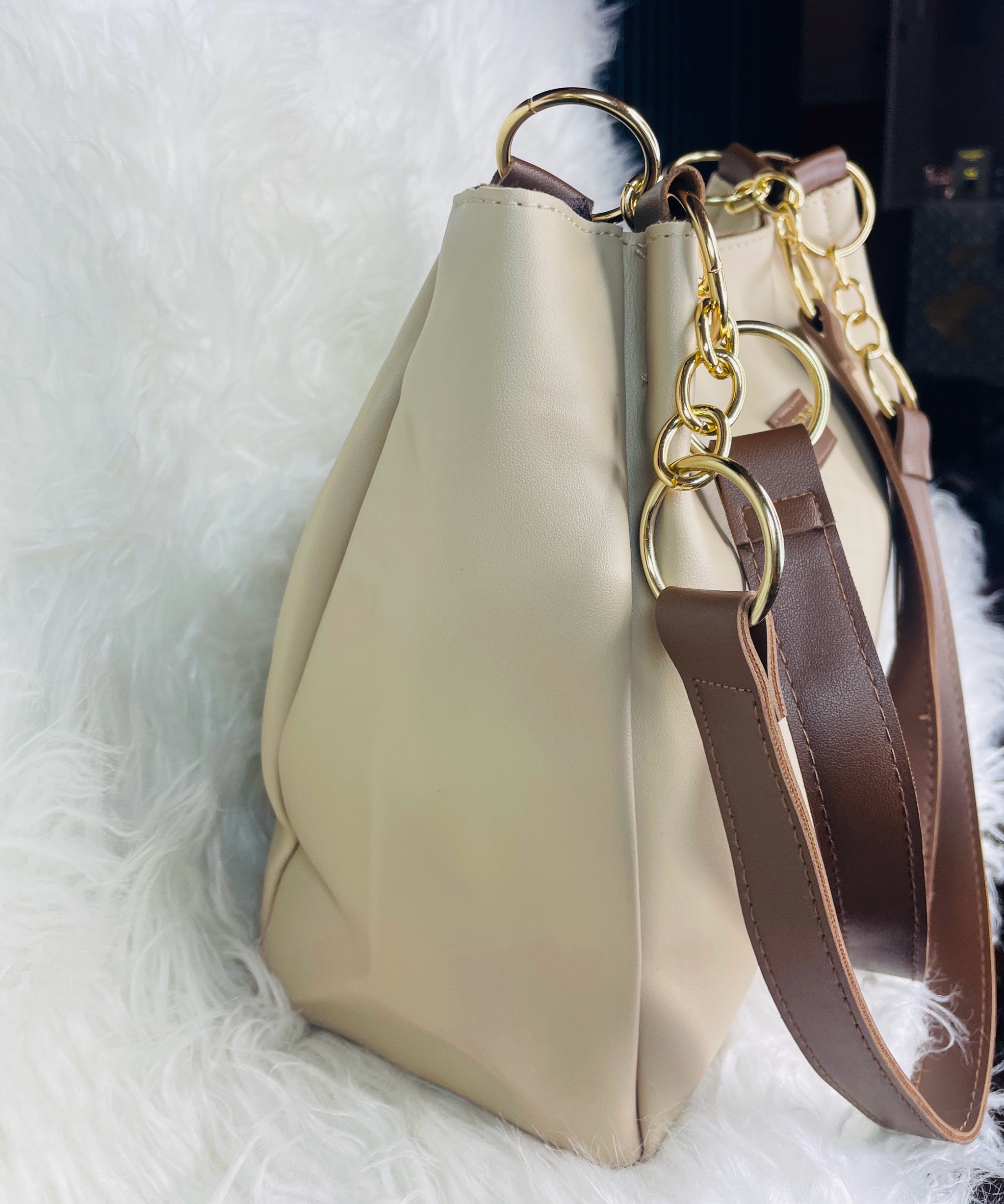 Creamy HandBag 3 Creamy HandBag - Image 3