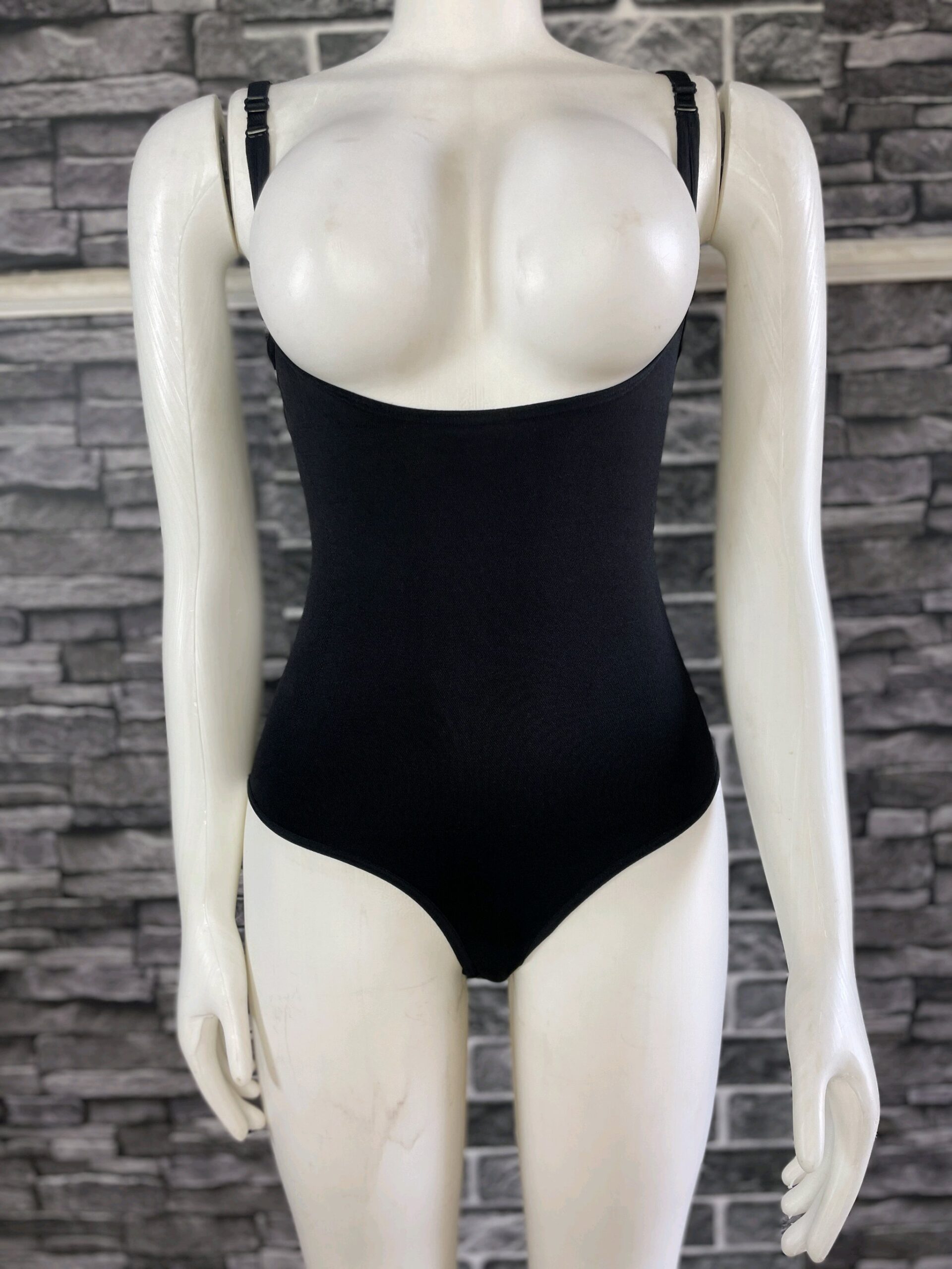 Black Elegant Seamless Bodysuit 4 Black Elegant Seamless Bodysuit - Image 4